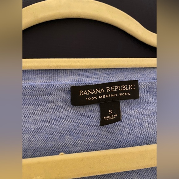 BANANA REPUBLIC Long Sleeve Tee - Picture 2 of 2